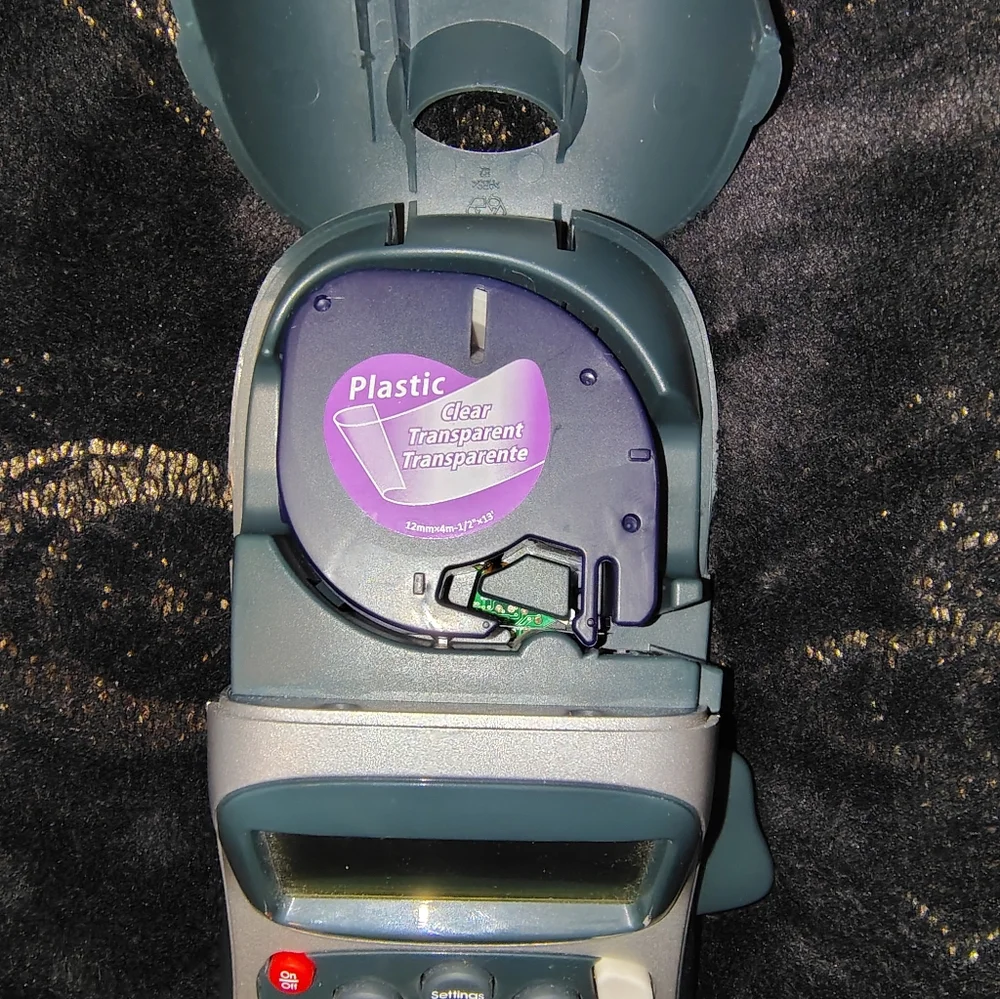 Dymo LetraTag Label Maker